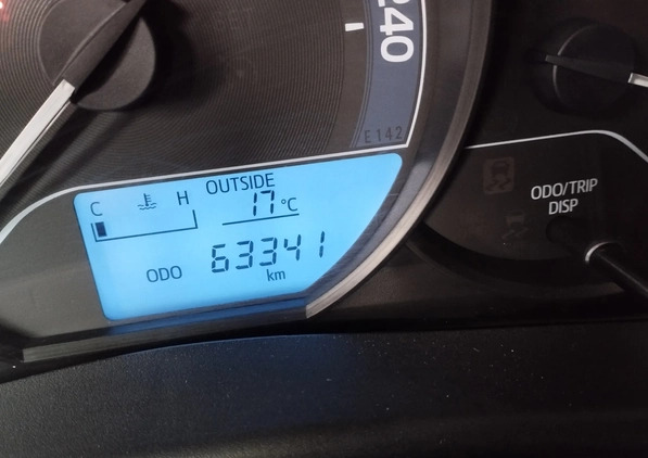 Toyota Auris cena 59900 przebieg: 63324, rok produkcji 2018 z Gorzów Śląski małe 121